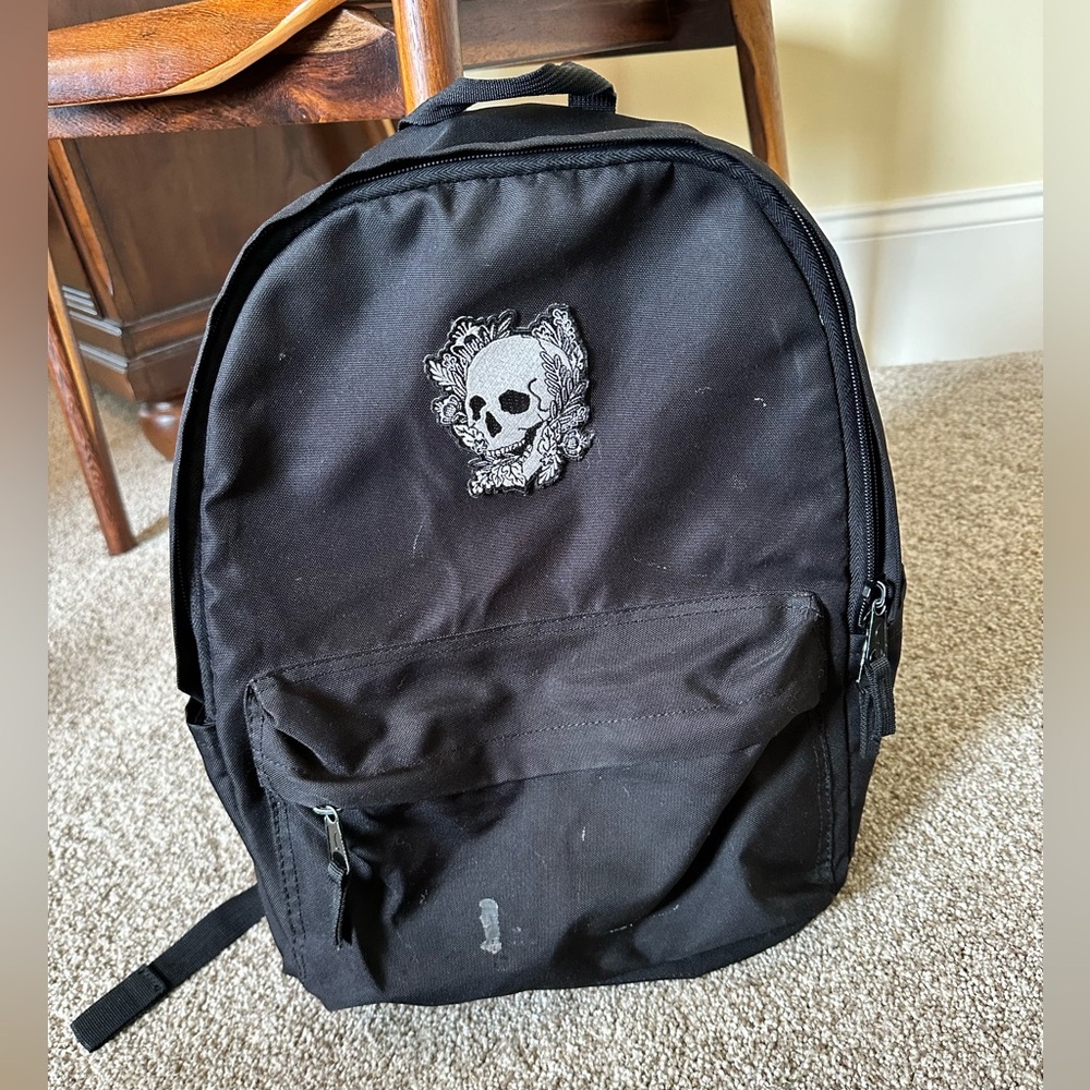 Amazon Basics Classic School Black Backpack With … - image 3